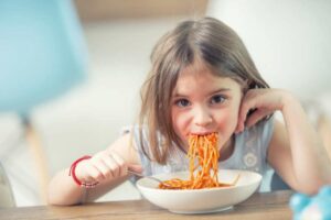 Beneficios y riesgos de comer espagueti